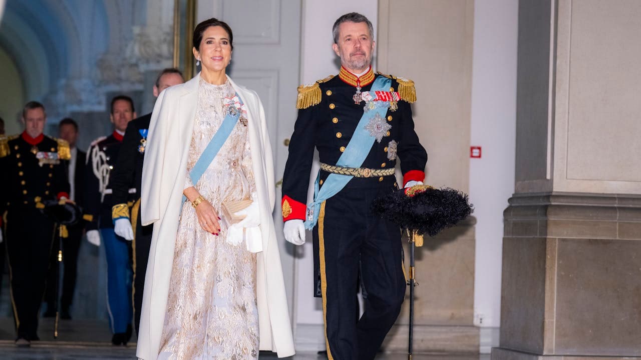 Kongehuset nedprioriterer Forsvaret: Signal om forkerte prioriteter