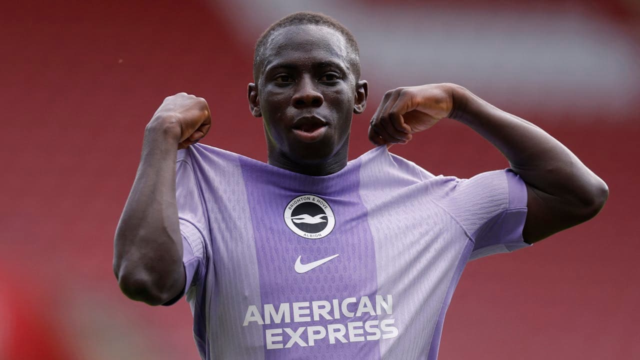 Fra Gambias sandbaner til Premier League: 290 millioner kroners succes