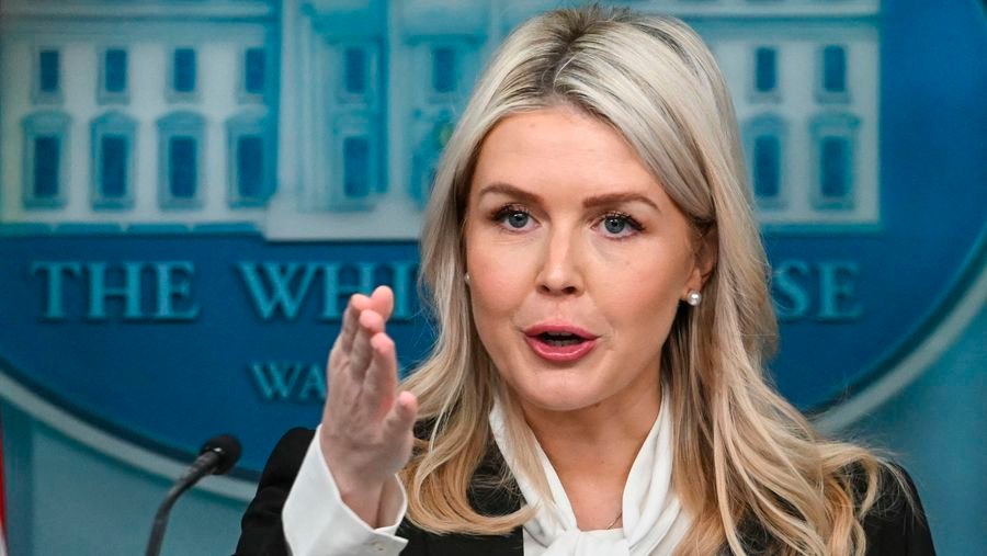 Karoline Leavitt stopper som Trumps pressetalskvinde efter 589 dage